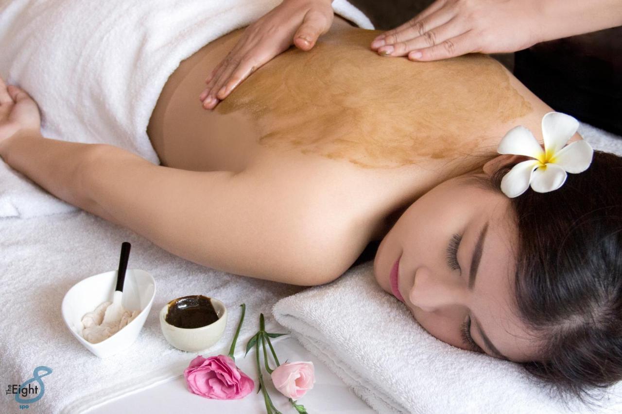 Sivatel Bangkok Hotel Екстериор снимка Ayurvedic massage