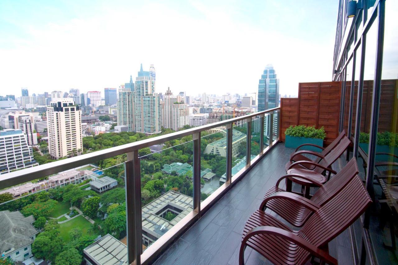 Sivatel Bangkok Hotel Екстериор снимка A balcony in Bangkok, Thailand