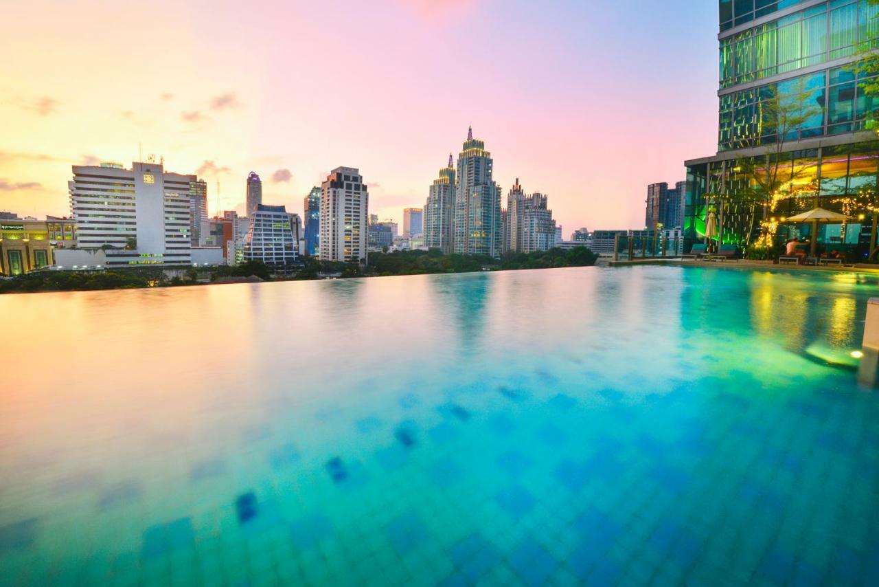 Sivatel Bangkok Hotel Екстериор снимка View of the Chao Phraya River from the hotel