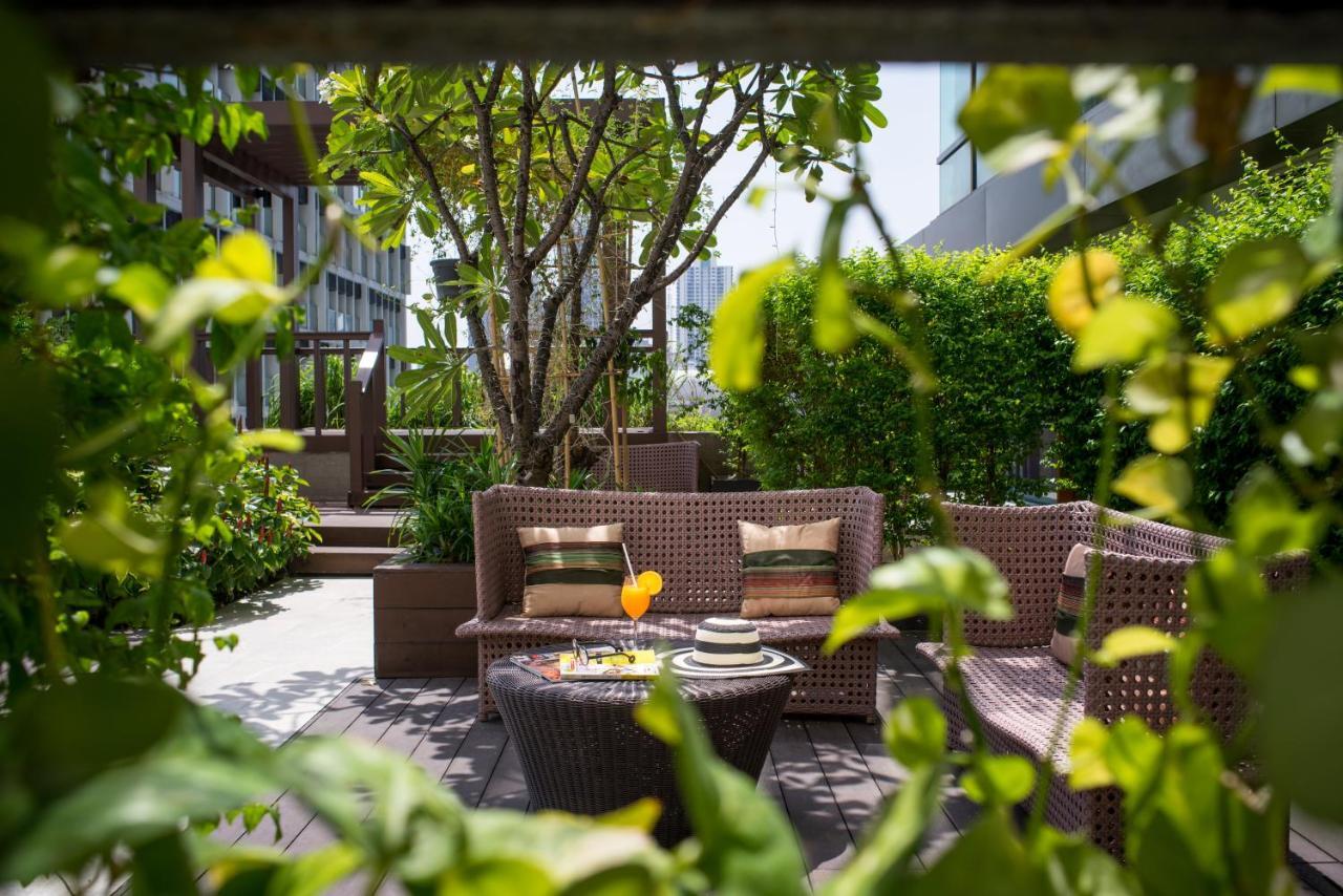 Sivatel Bangkok Hotel Екстериор снимка The Garden Bar